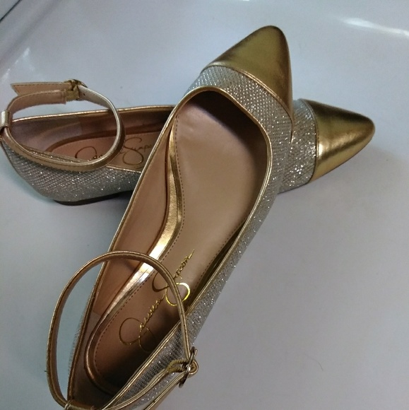 (ITEM SOLD)Jessica Simpson shoes - Picture 4 of 5